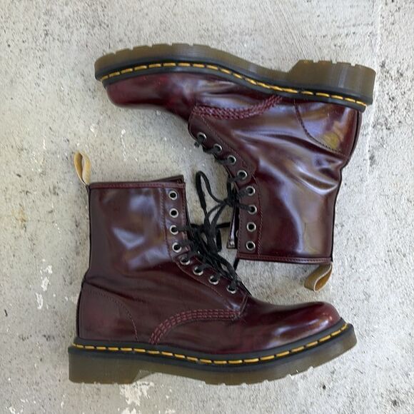 Dr Martens lace ups - Picture 2 of 10